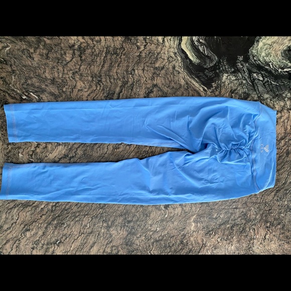 CLS Sportwear - Scrunch Butt Brazilian Leggings - Picture 3 of 4